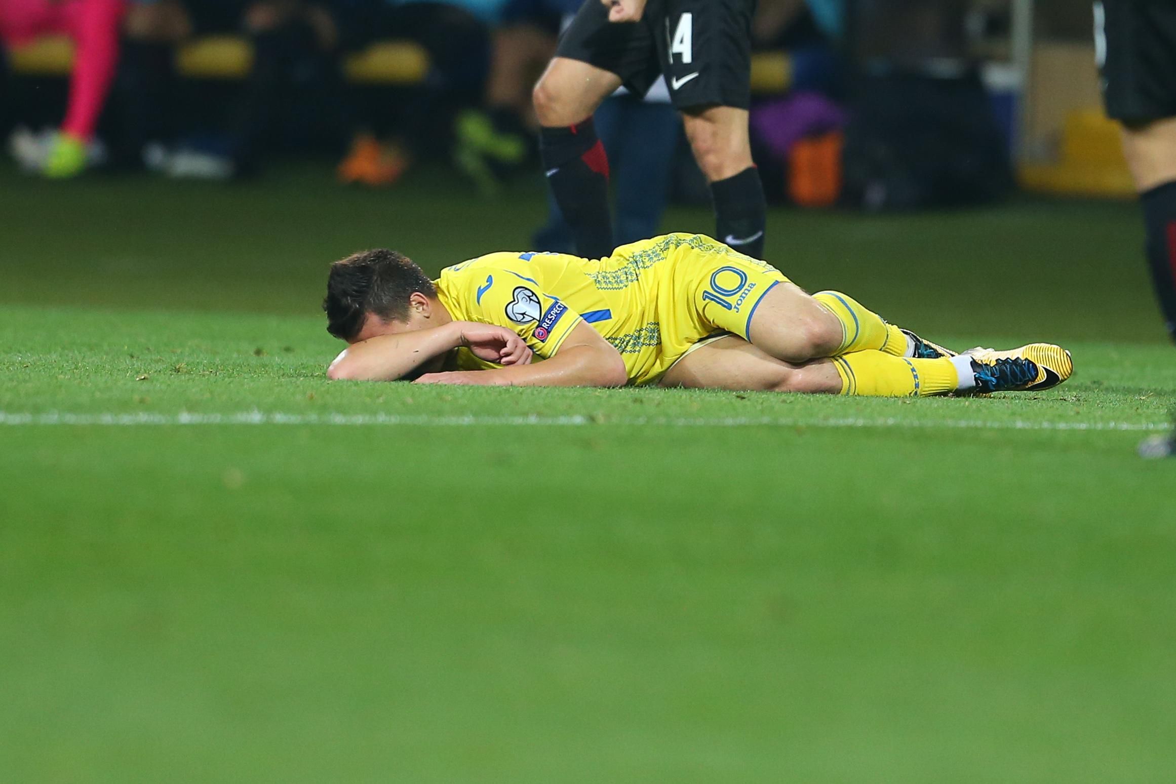 Євген Коноплянка пропустить матч збірної України проти Казахстану Євген Коноплянка пропустить матч збірної України проти Казахстану