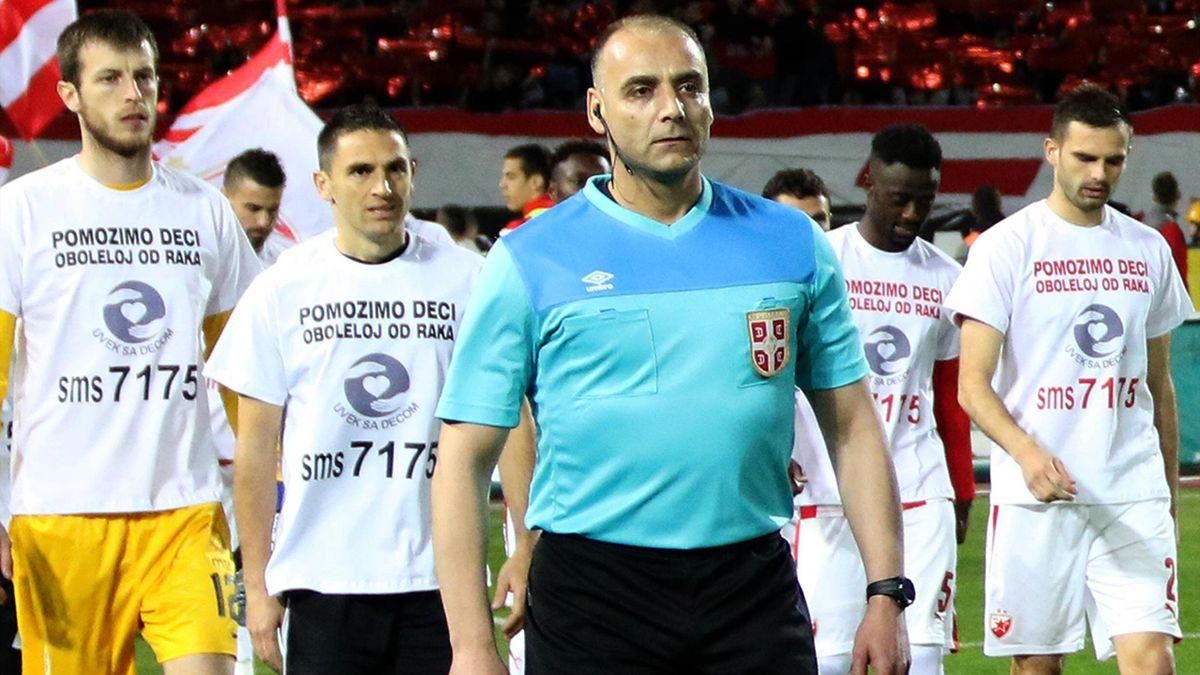 Арбітра ув'язнили на 15 місяців за скандальні пенальті у матчі Сербії Арбітра ув'язнили на 15 місяців за скандальні пенальті у матчі Сербії