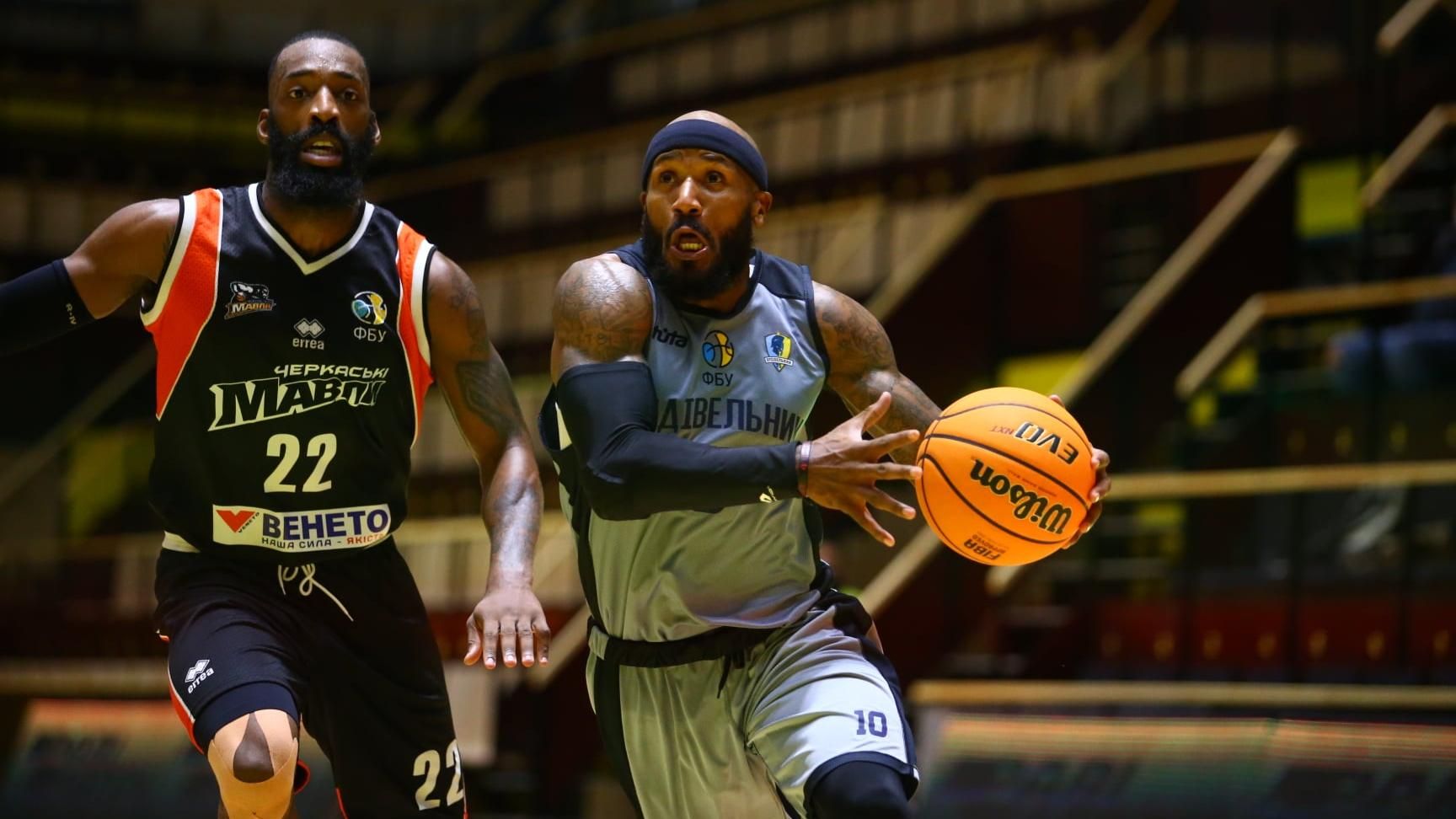 Финал Кубка Украины по баскетболу снова перенесли в Киев Финал Кубка Украины по баскетболу снова перенесли в Киев