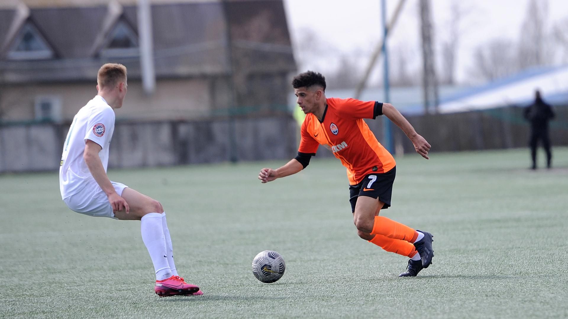 Тайсон забив гол за молодіжку Шахтаря після ефектного пасу п'ятою: відео Тайсон забив гол за молодіжку Шахтаря після ефектного пасу п'ятою: відео