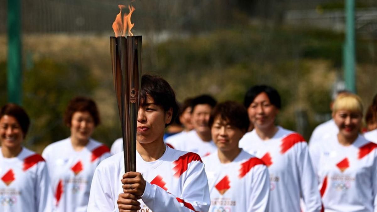 Эстафета олимпийского огня в Осаке отменена из-за пандемии коронавируса