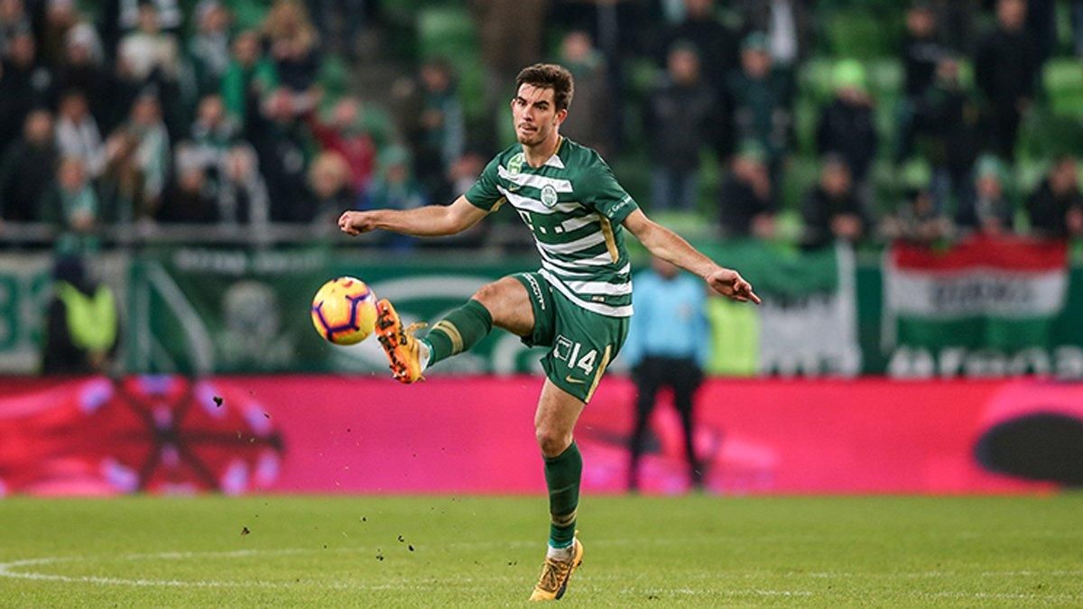 Харатін відзначився курйозним асистом за Ференцварош Реброва – відео Харатін відзначився курйозним асистом за Ференцварош Реброва – відео