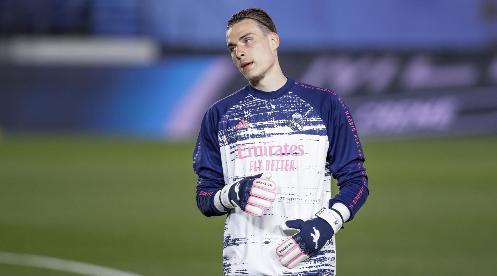 Лунин сравнил тренерские качества Зидана и Шевченко Лунин сравнил тренерские качества Зидана и Шевченко