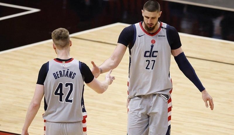 Лень набрал 3 очка в победной игре за Вашингтон в НБА: видео Лень набрал 3 очка в победной игре за Вашингтон в НБА: видео