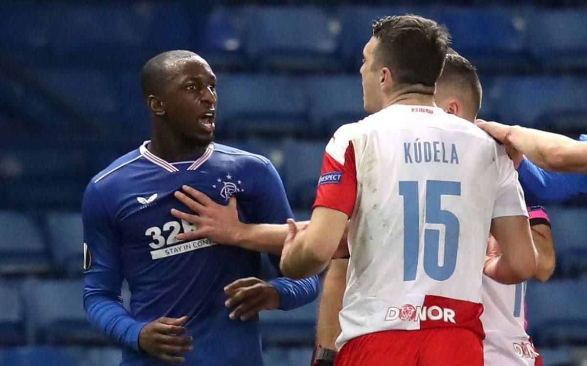 УЄФА дискваліфікував гравця Славії на 10 матчів за расизм УЄФА дискваліфікував гравця Славії на 10 матчів за расизм