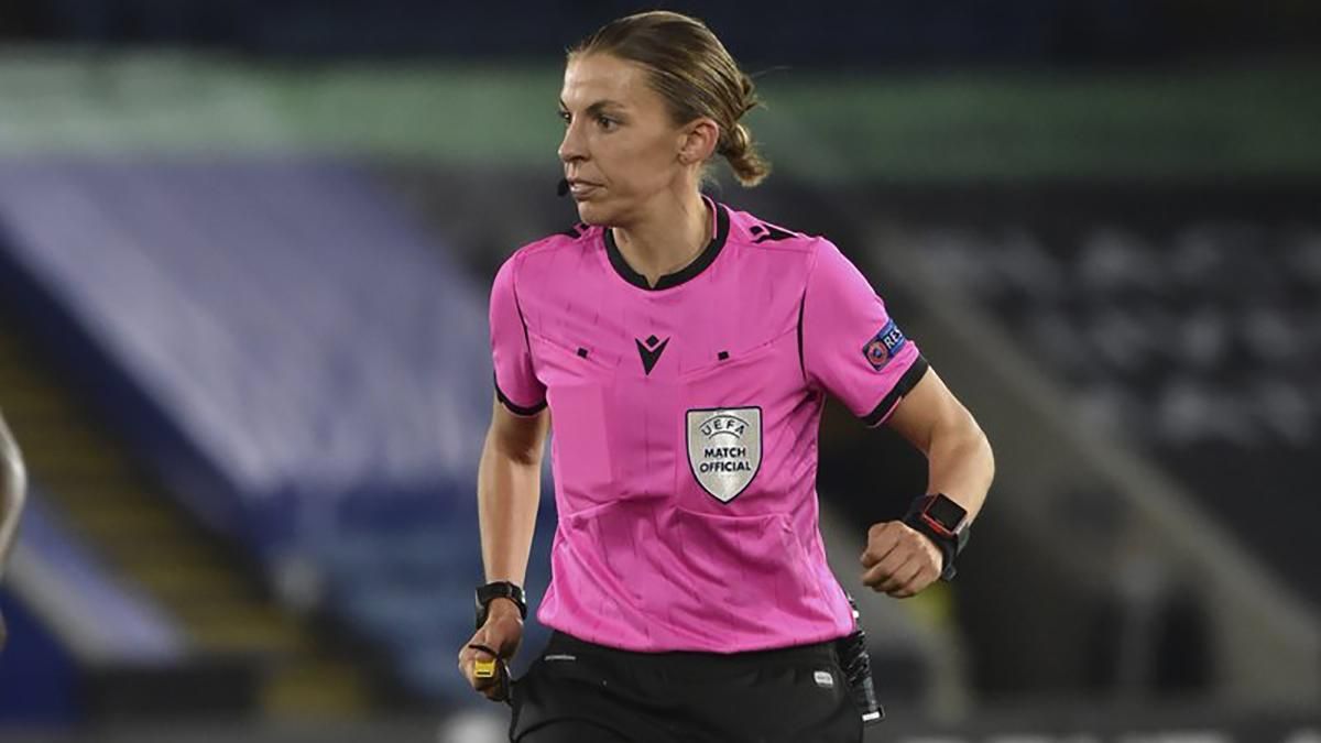 Женщина впервые будет работать на мужском чемпионате Европы по футболу