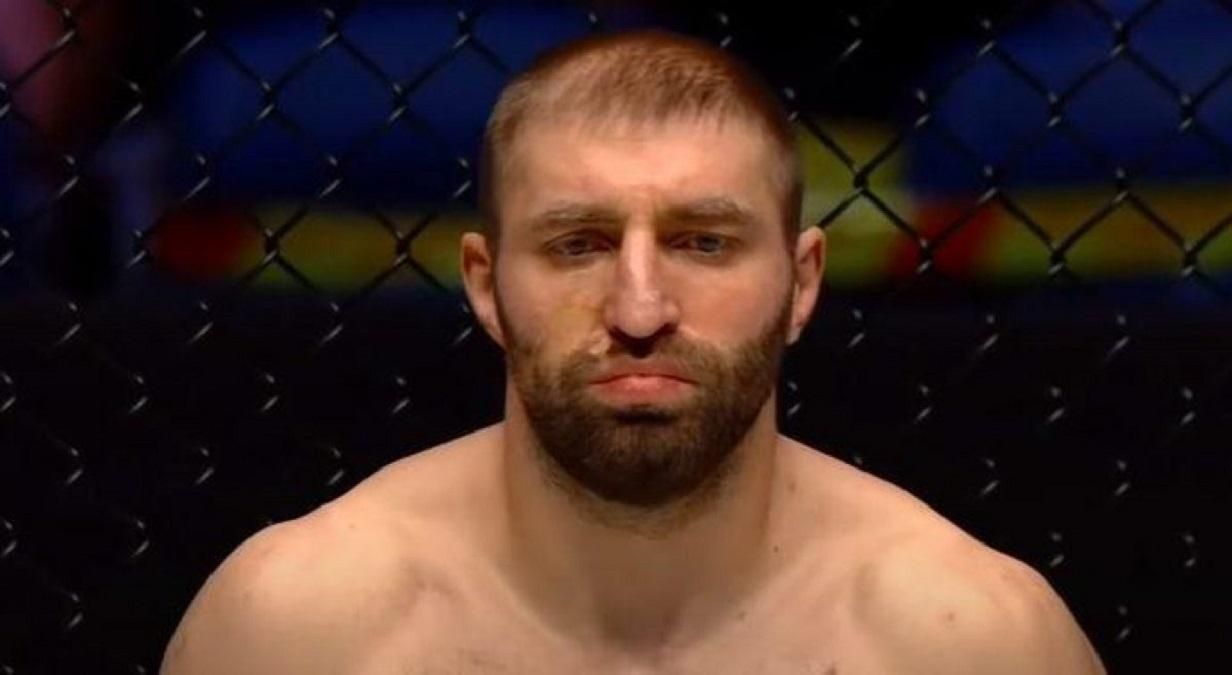 Украинский боец ММА Побережец проиграл нокаутом в чемпионском бою: видео Украинский боец ММА Побережец проиграл нокаутом в чемпионском бою: видео