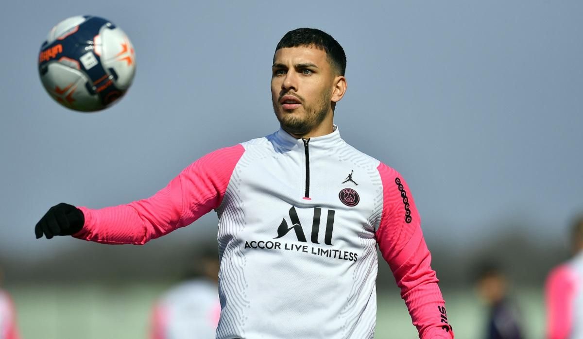 Футболіст ПСЖ забив фантастичний гол рабоною – відео Футболіст ПСЖ забив фантастичний гол рабоною – відео