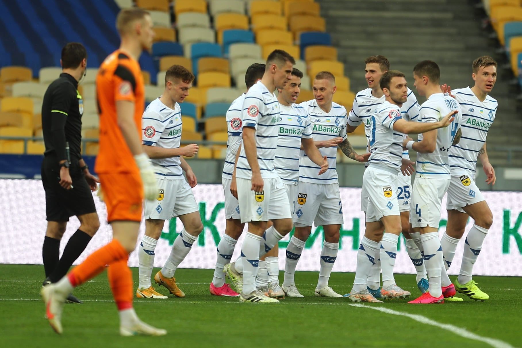 Динамо до кінця сезону більше не зіграє в Києві – домашній матч довелося перенести до Маріуполя