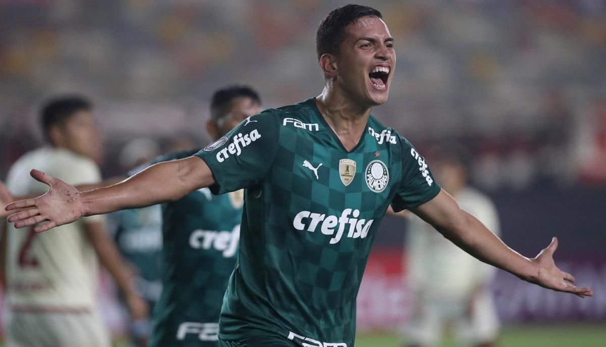 Динамо зацікавилось 18-річним захисником з Бразилії Динамо зацікавилось 18-річним захисником з Бразилії