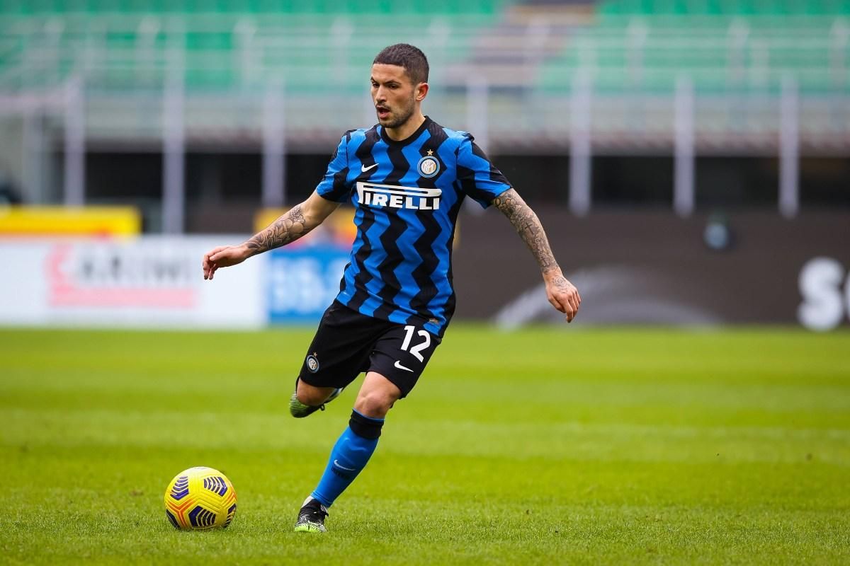 Де Дзерби планирует пригласить в Шахтер футболиста Интера - детали Де Дзерби планирует пригласить в Шахтер футболиста Интера - детали