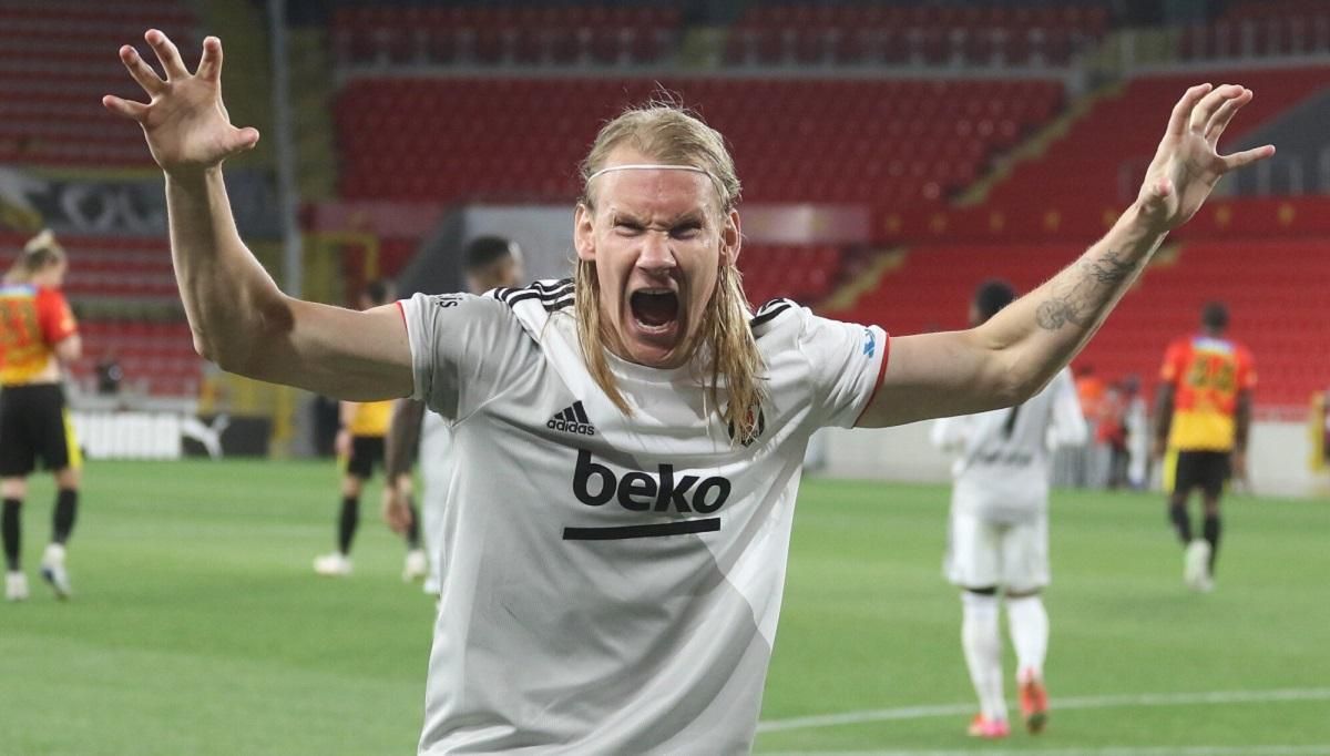 Гол ексгравця Динамо Віди привів Бешикташ до чемпіонства у Туреччині Гол ексгравця Динамо Віди привів Бешикташ до чемпіонства у Туреччині