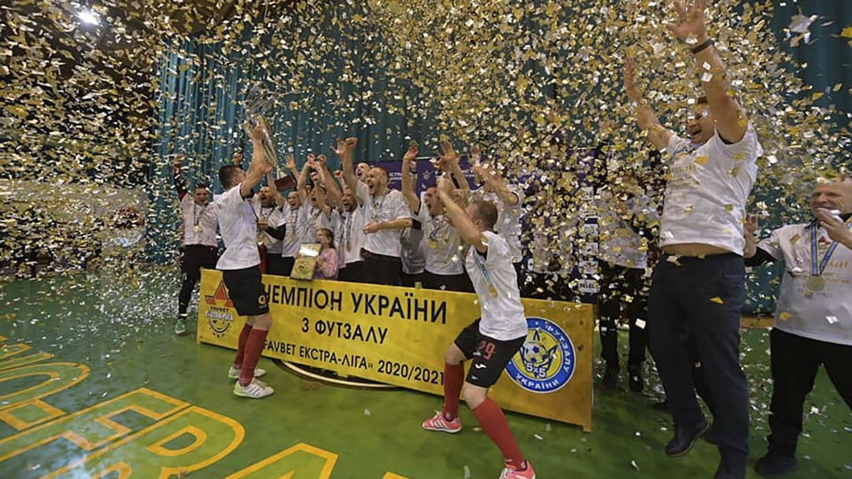 Ураган второй раз в истории стал чемпионом Украины по футзалу