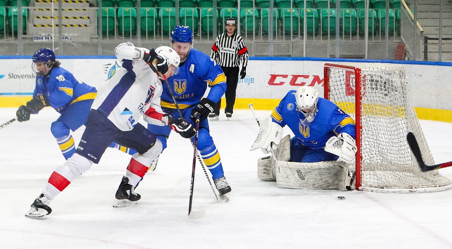 Збірна України з хокею програла черговий матч на міжнародному турнірі