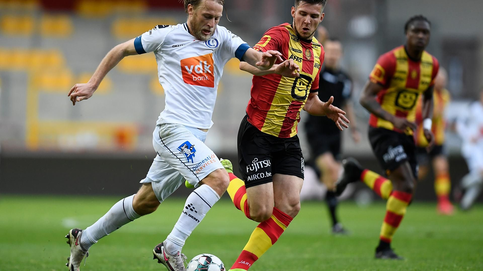 Гол та пас Безуса вивели бельгійський Гент в Лігу конференцій, Яремчук отримав травму Гол та пас Безуса вивели бельгійський Гент в Лігу конференцій, Яремчук отримав травму