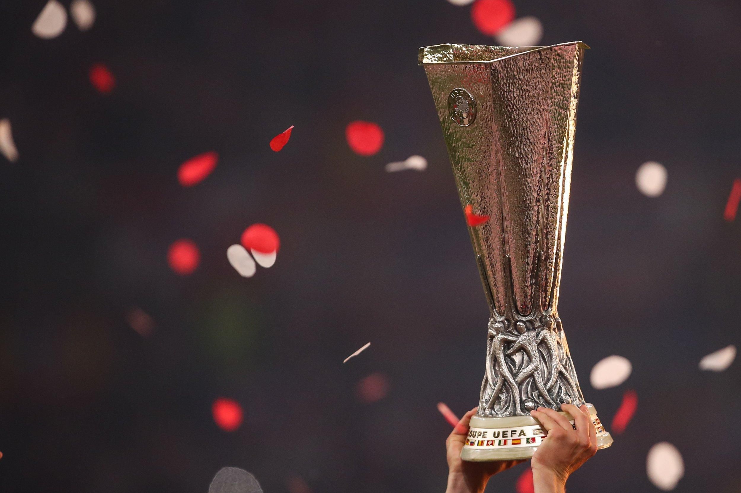 FAVBET: в финале Лиги Европы будут послематчевые пенальти и выбежит фанат