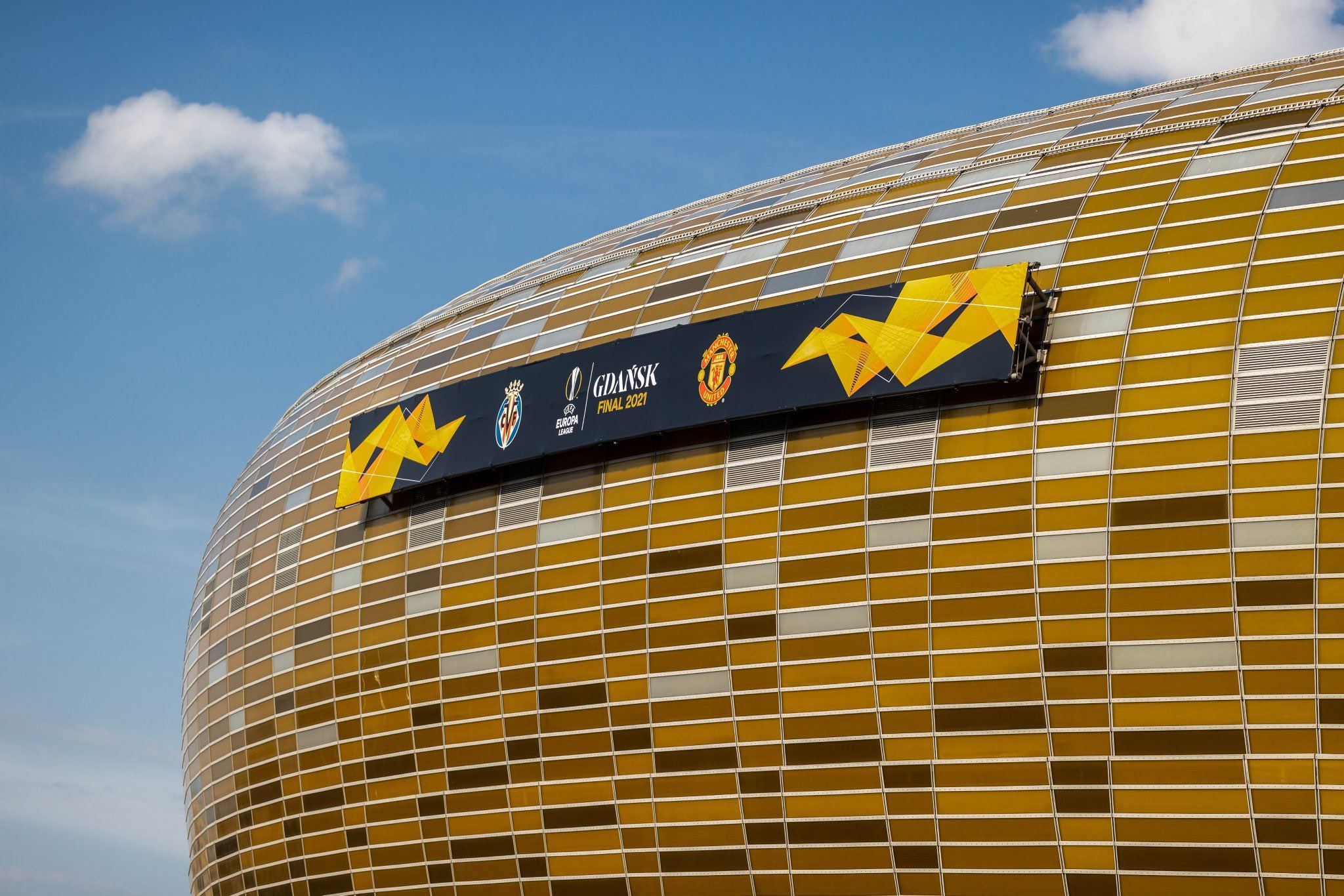 Польские фанаты избили болельщиков Манчестер Юнайтед перед финалом Лиги Европы: видео Польские фанаты избили болельщиков Манчестер Юнайтед перед финалом Лиги Европы: видео