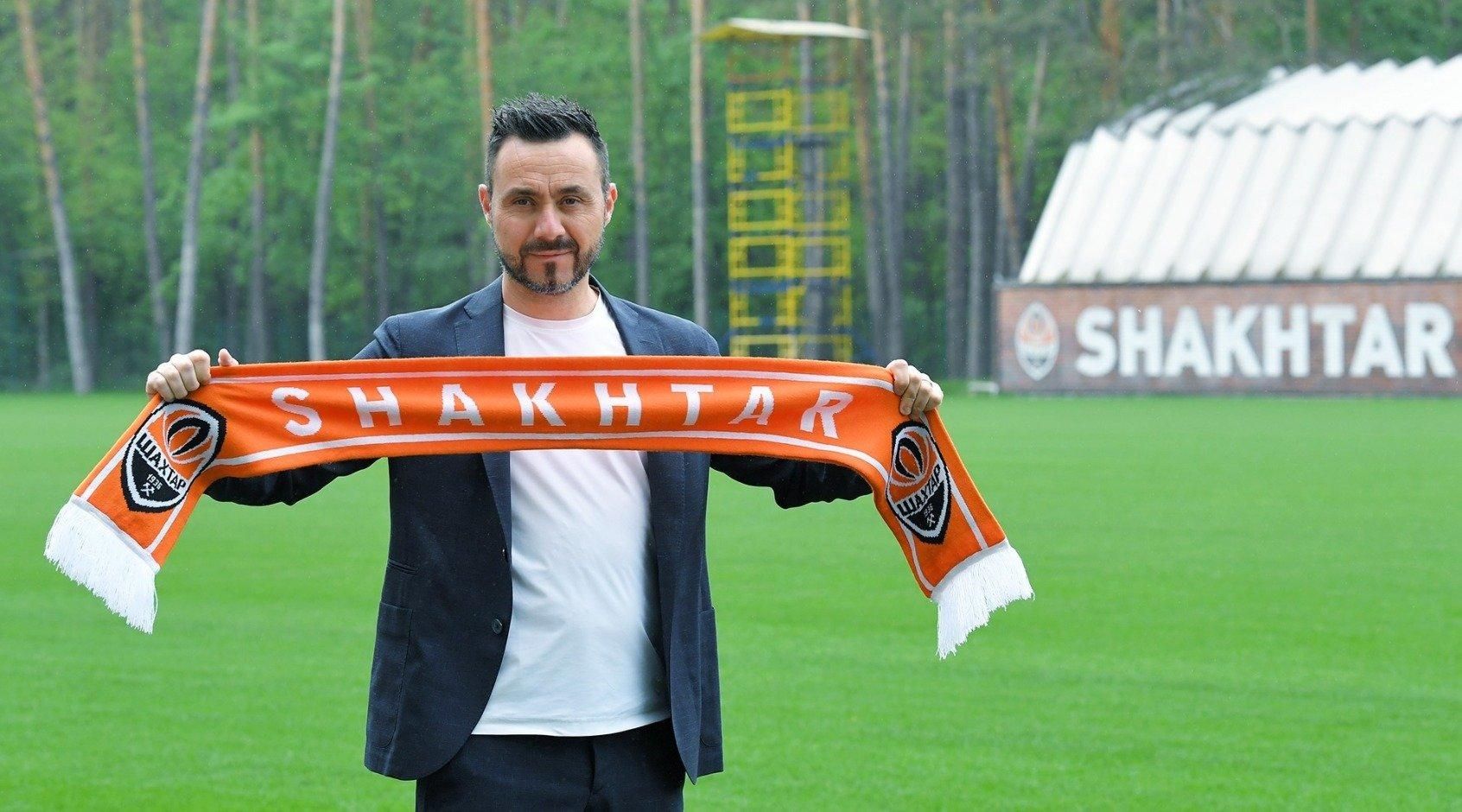 Потужна команда: у Де Дзербі в Шахтарі буде 8 помічників Потужна команда: у Де Дзербі в Шахтарі буде 8 помічників