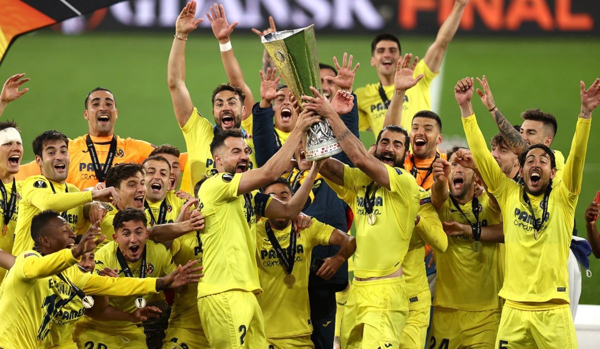 Вільярреал здобув перемогу у Лізі Європи – церемонія нагородження Вільярреал здобув перемогу у Лізі Європи – церемонія нагородження