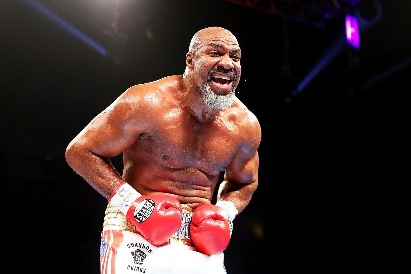 Я собираюсь убрать эту глупую улыбку с твоего тупого лица, – Бриггс обратился к Кличко Я собираюсь убрать эту глупую улыбку с твоего тупого лица, – Бриггс обратился к Кличко