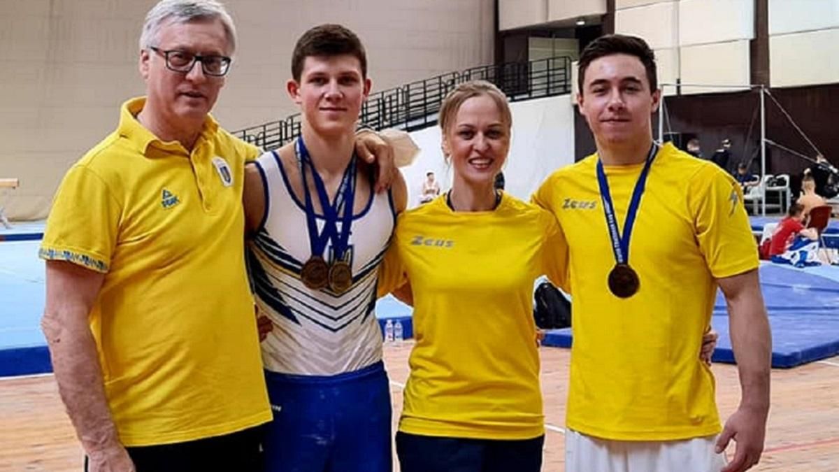 Украинцы взяли три медали Кубка мира по спортивной гимнастике Украинцы взяли три медали Кубка мира по спортивной гимнастике
