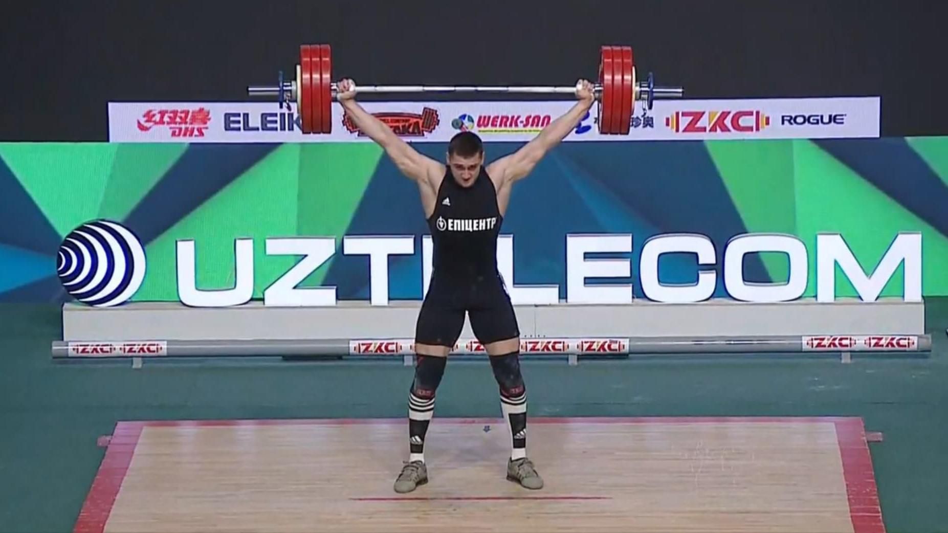 19-летний украинец Богдан Гоза установил новый мировой рекорд в тяжелой атлетике: видео