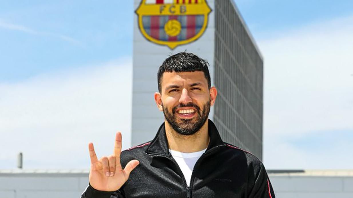 Серхио Агуэро официально стал игроком Барселоны Серхио Агуэро официально стал игроком Барселоны