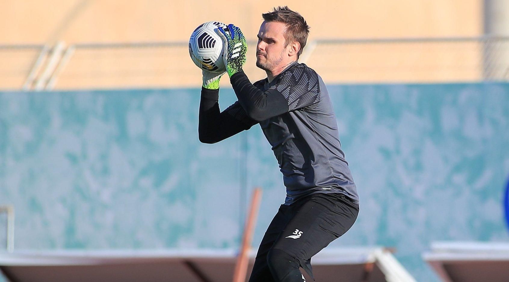 Як український воротар Коваль ефектно врятував Аль-Фатех від поразки: відео Як український воротар Коваль ефектно врятував Аль-Фатех від поразки: відео