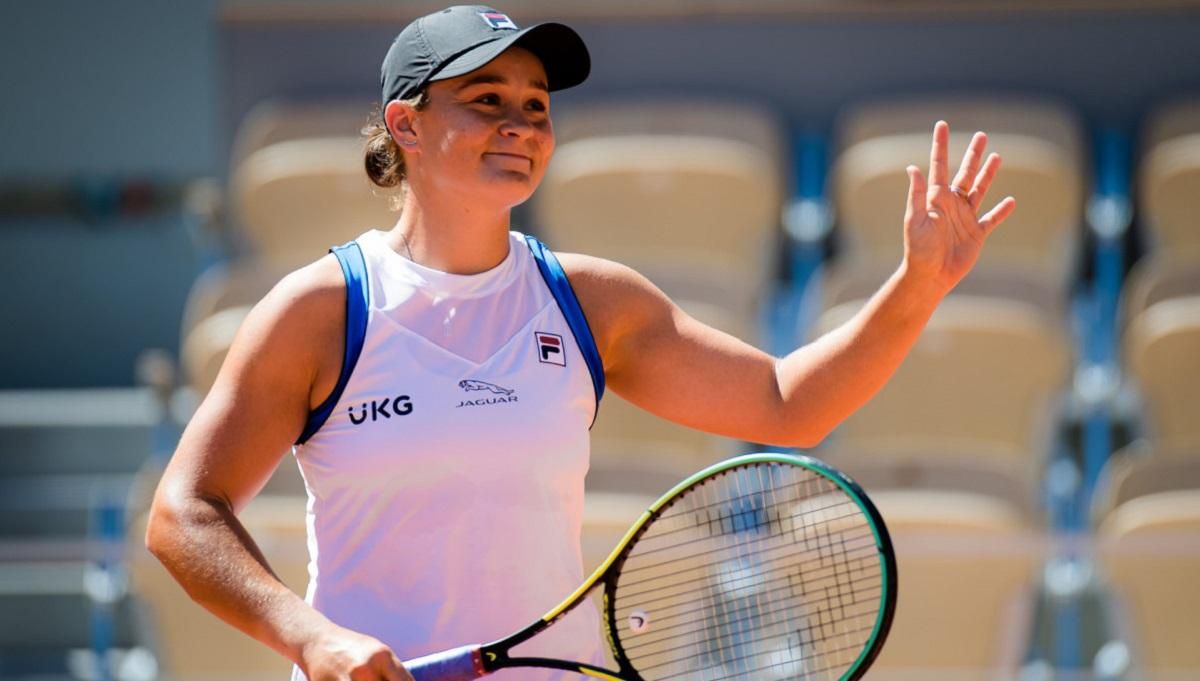 Первая ракетка мира неожиданно снялась с Ролан Гаррос из-за травмы Первая ракетка мира неожиданно снялась с Ролан Гаррос из-за травмы