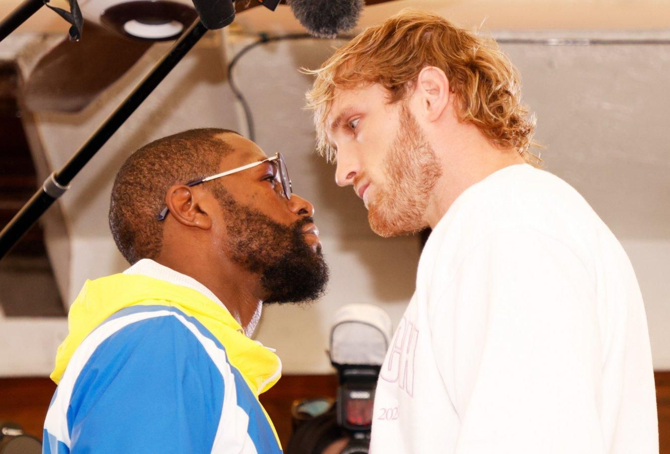 Флойд Мейвезер і Логан Пол провели дуель поглядів перед боєм: відео Флойд Мейвезер і Логан Пол провели дуель поглядів перед боєм: відео