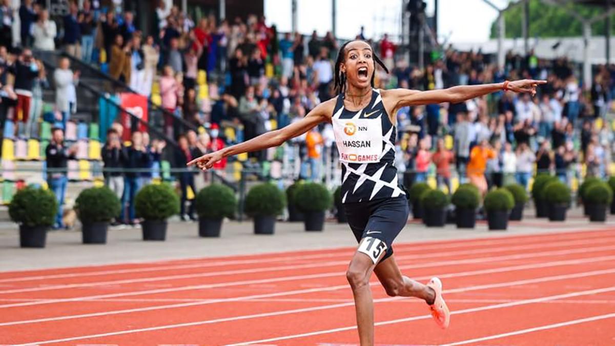 Сіфан Хассан встановила світовий рекорд на дистанції 10 тисяч метрів Сіфан Хассан встановила світовий рекорд на дистанції 10 тисяч метрів