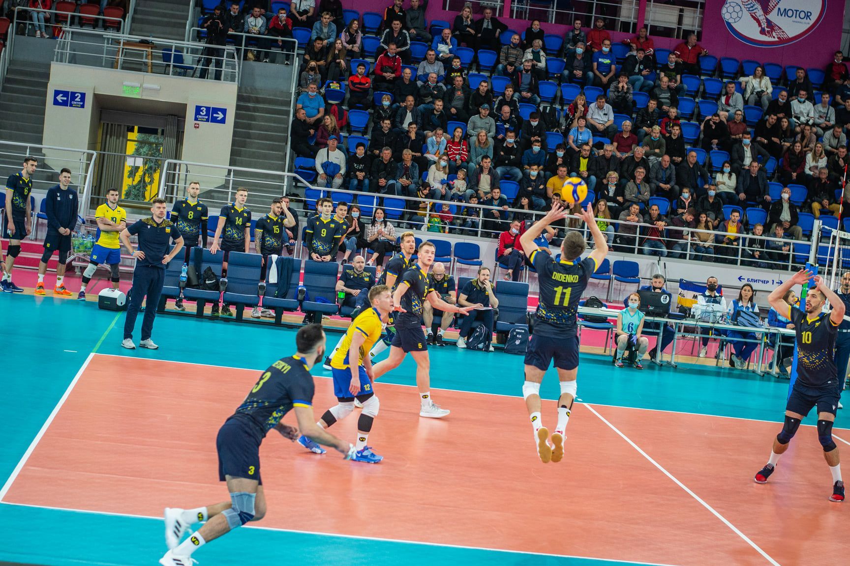 Сборная Украины победила в четвертом матче подряд Золотой Евролиги