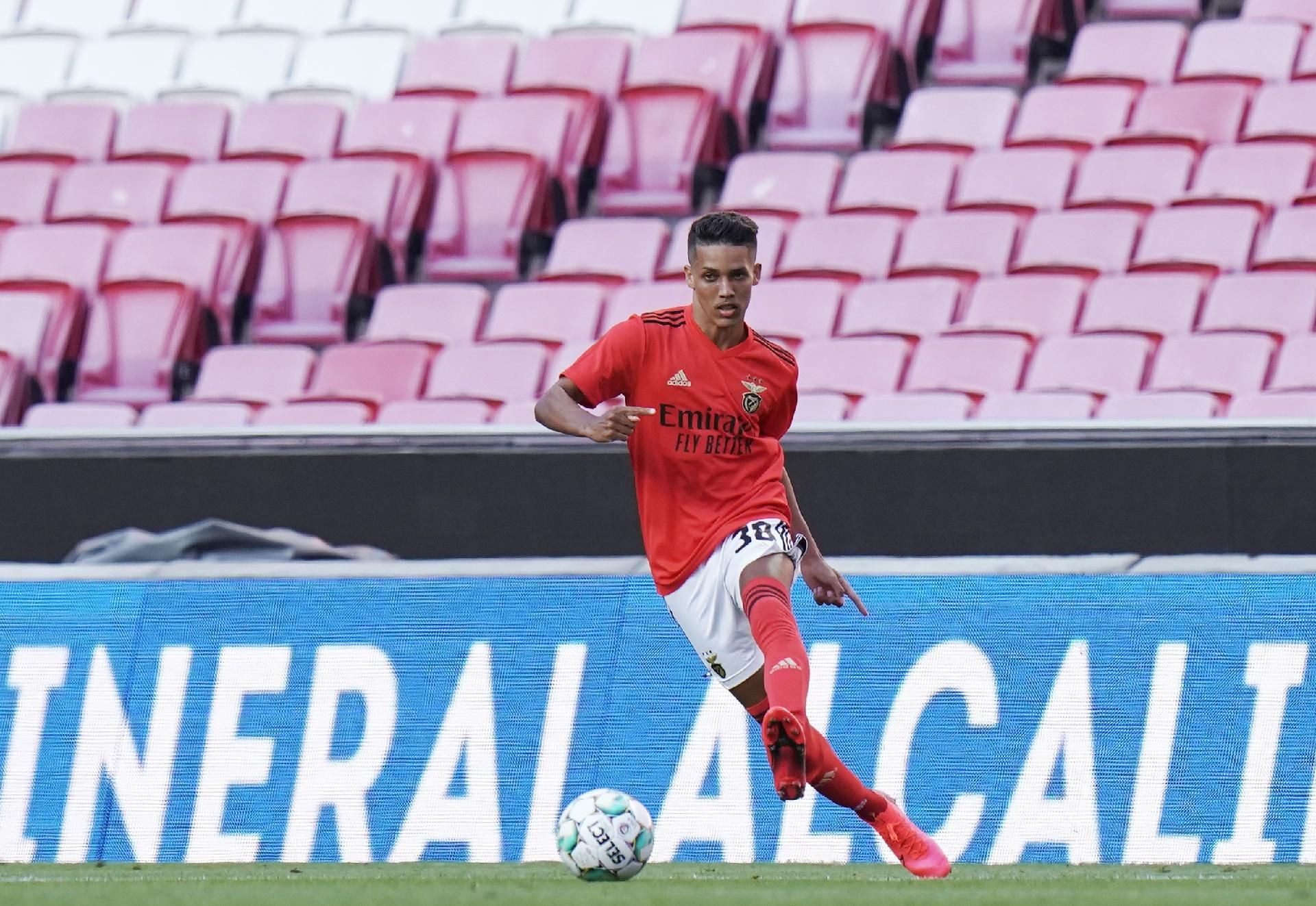 Шахтар відмовився платити 18 мільйонів євро за Педріньо Шахтар відмовився платити 18 мільйонів євро за Педріньо