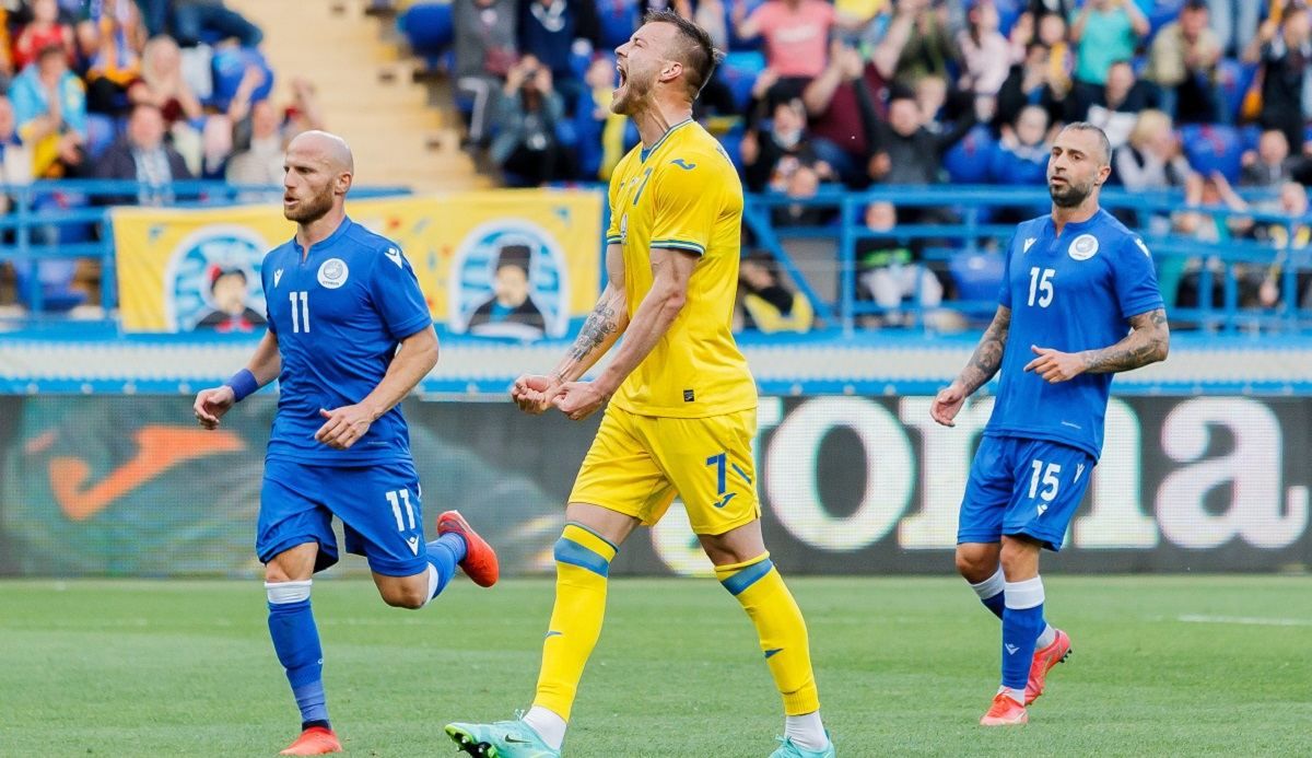 Україна не змогла вилетіти у Румунію через сильні зливи у Харкові Україна не змогла вилетіти у Румунію через сильні зливи у Харкові