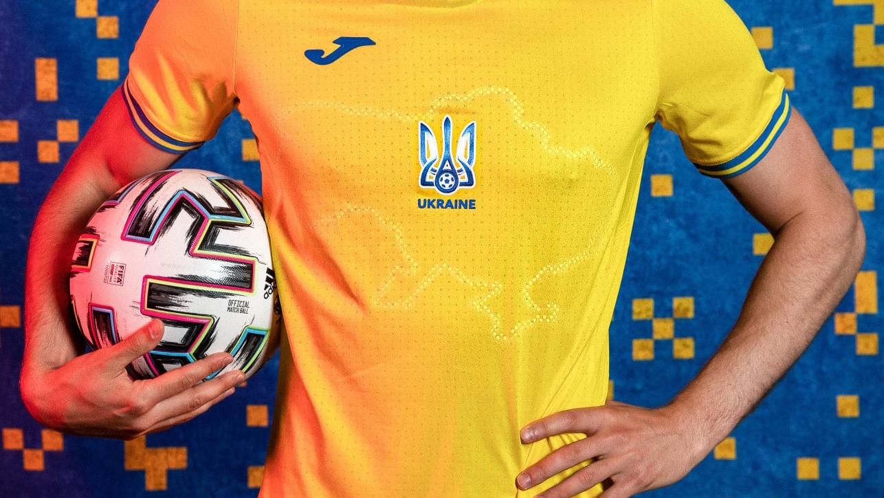 Росія офіційно поскаржилася в УЄФА на форму збірної України Росія офіційно поскаржилася в УЄФА на форму збірної України