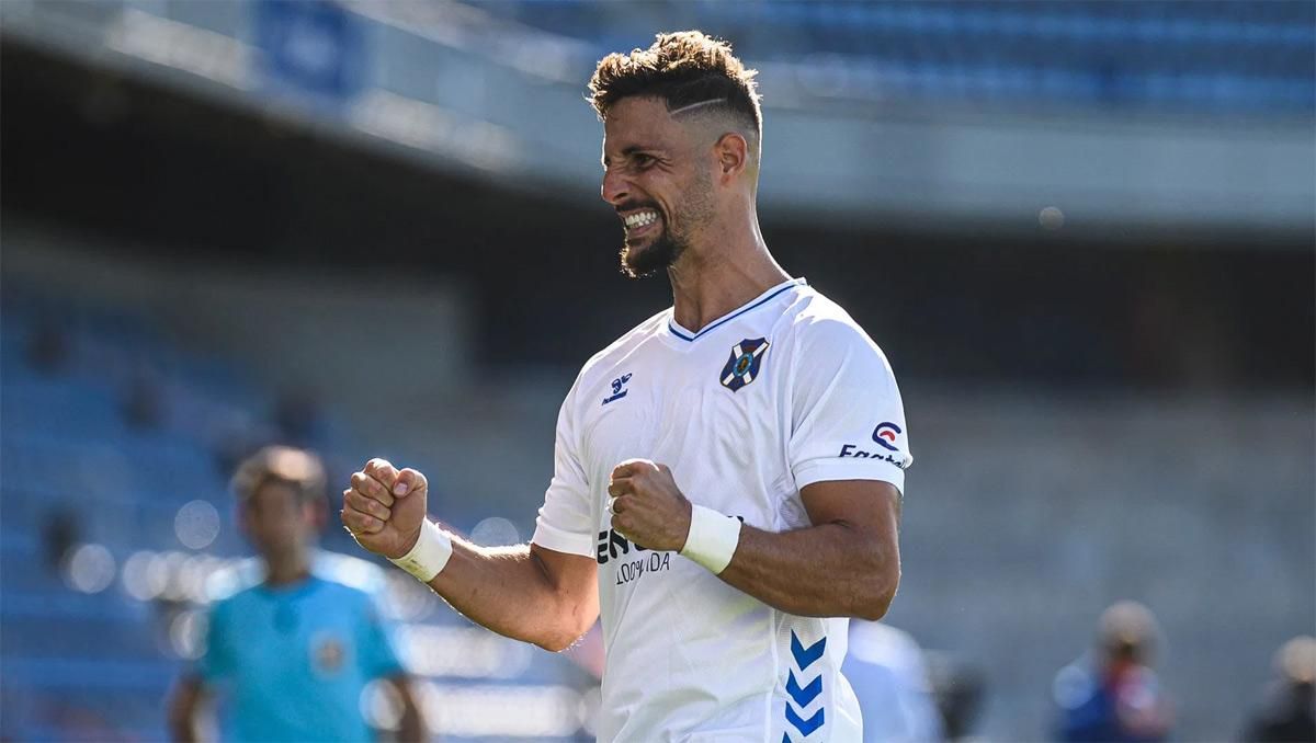 Испанский футболист хочет разорвать контракт с Динамо Испанский футболист хочет разорвать контракт с Динамо