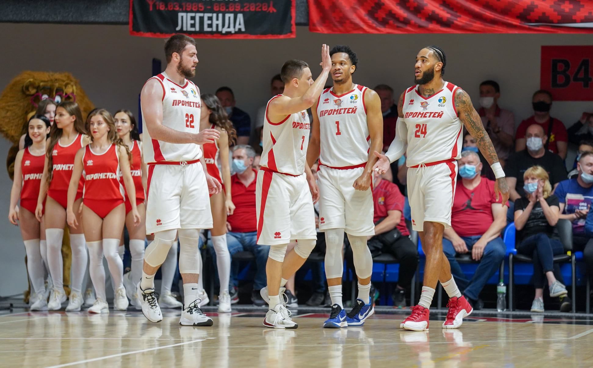 Прометей уверенно обыграл Запорожье и приблизился к чемпионству в баскетбольной Суперлиге Прометей уверенно обыграл Запорожье и приблизился к чемпионству в баскетбольной Суперлиге