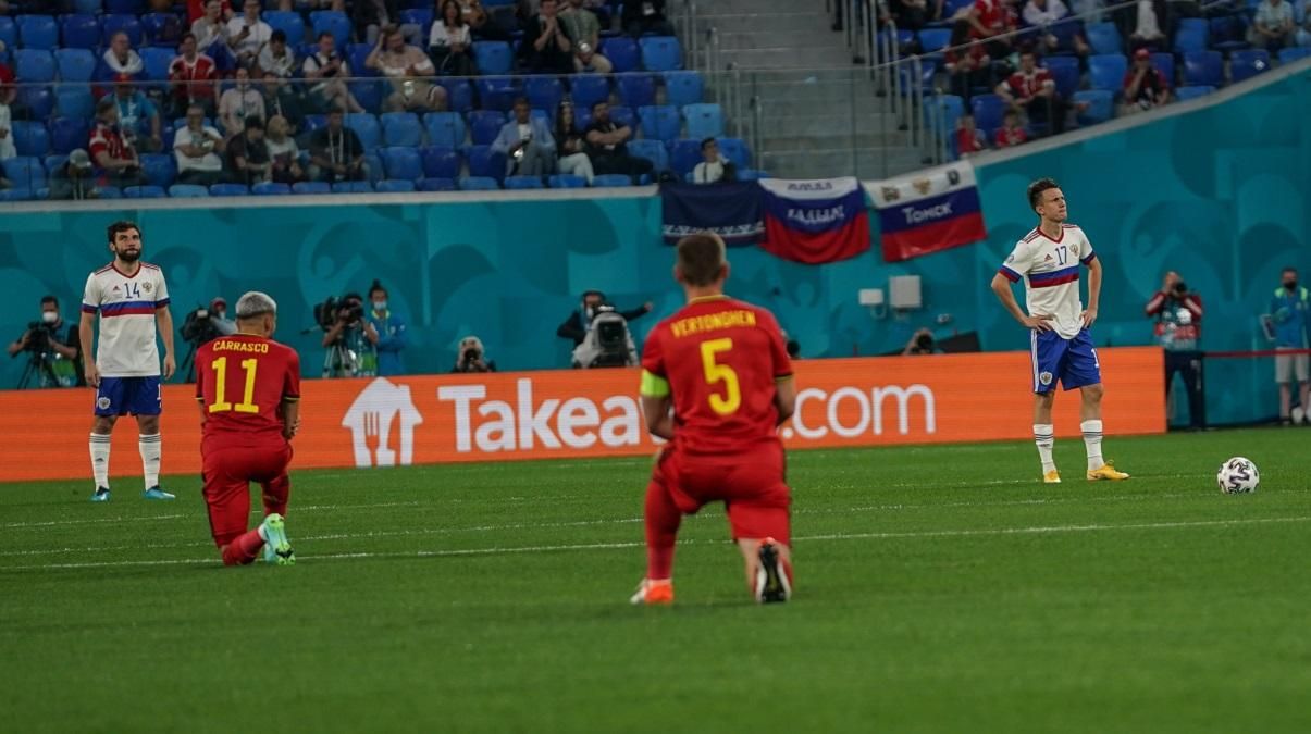 Журналіст назвав усіх мудаками, хто звинуватив Росію у расизмі Журналіст назвав усіх мудаками, хто звинуватив Росію у расизмі