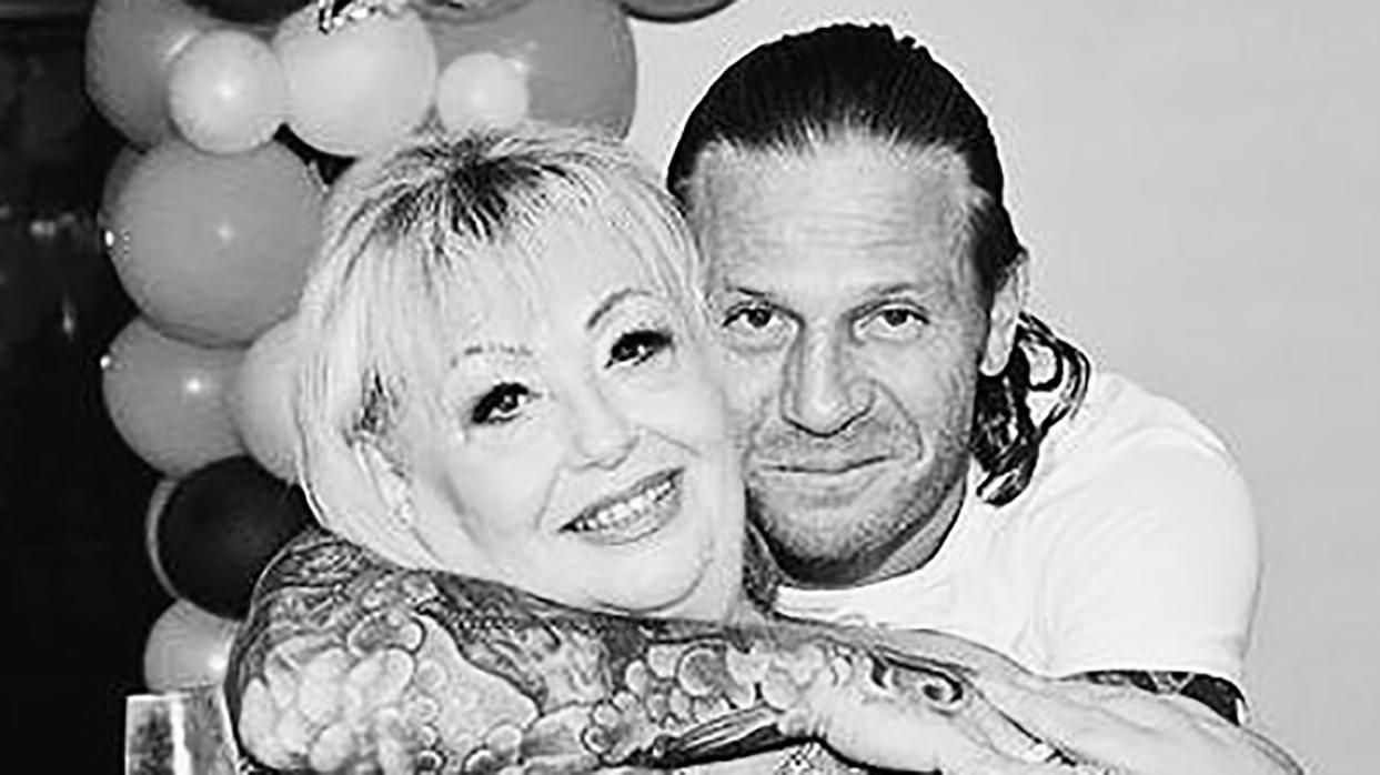 У легенди збірної України Андрія Вороніна померла мама У легенди збірної України Андрія Вороніна померла мама