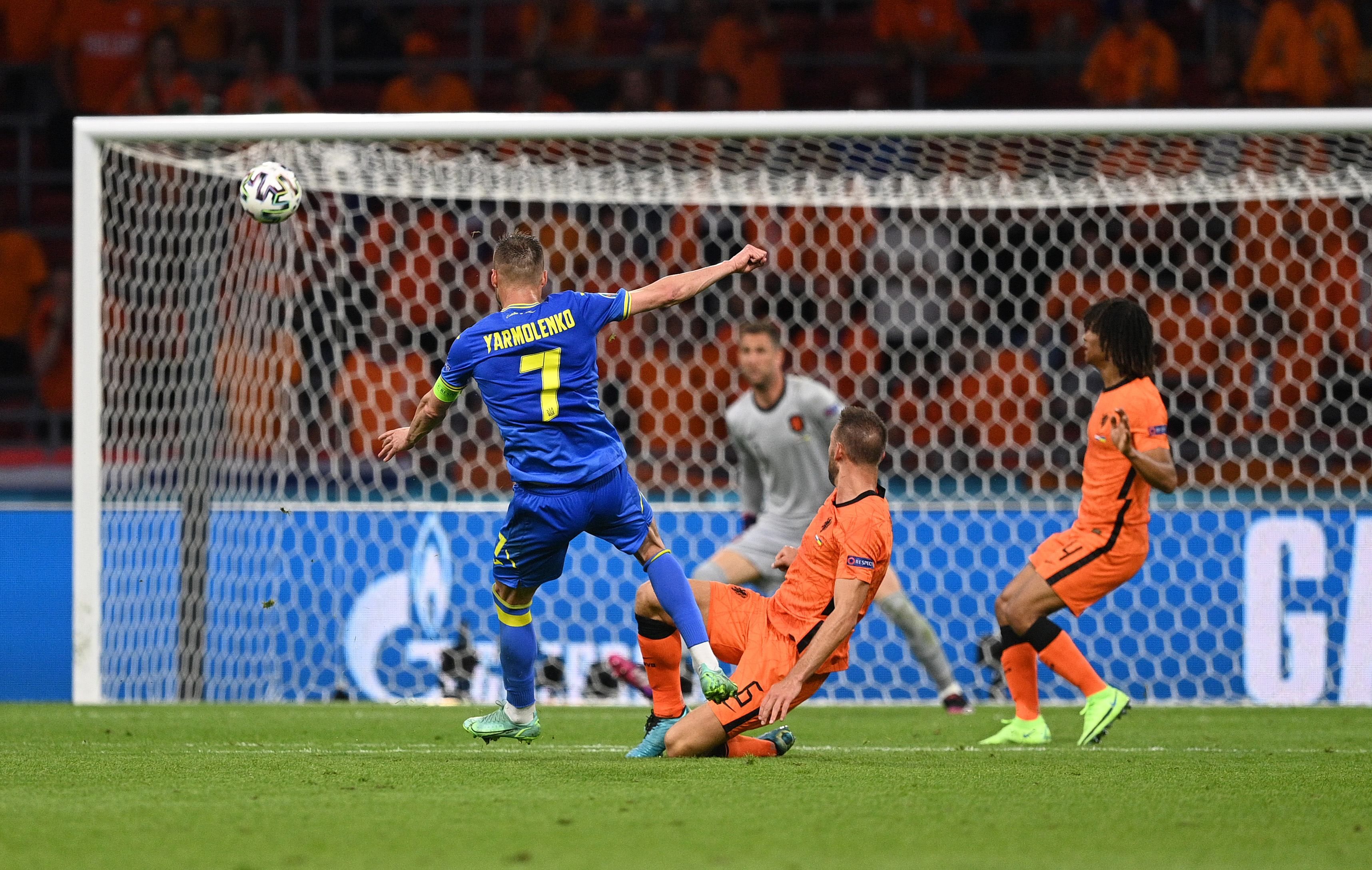 Ярмоленко забив божевільний гол Нідерландам: відео