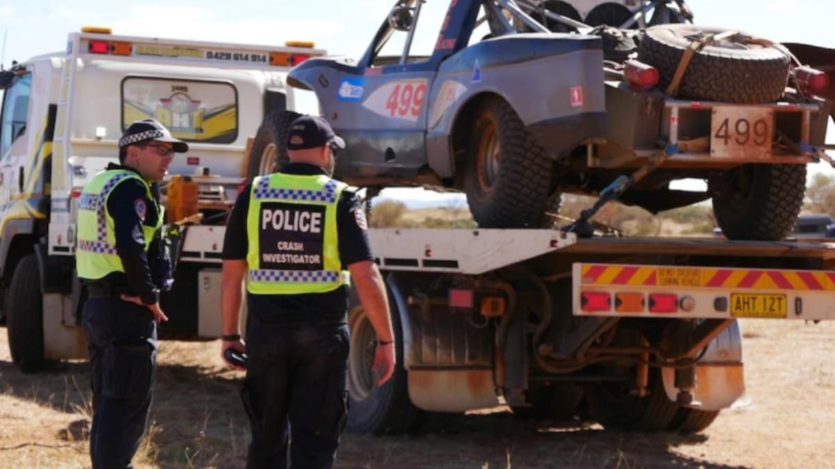Смертельная авария на гонках в Австралии – автомобиль влетел в группу зрителей, есть погибший
