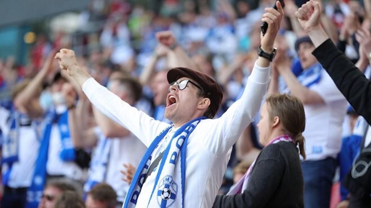 Львовская фан-зона готовит призы для болельщиков финнов в матче с РФ Львовская фан-зона готовит призы для болельщиков финнов в матче с РФ