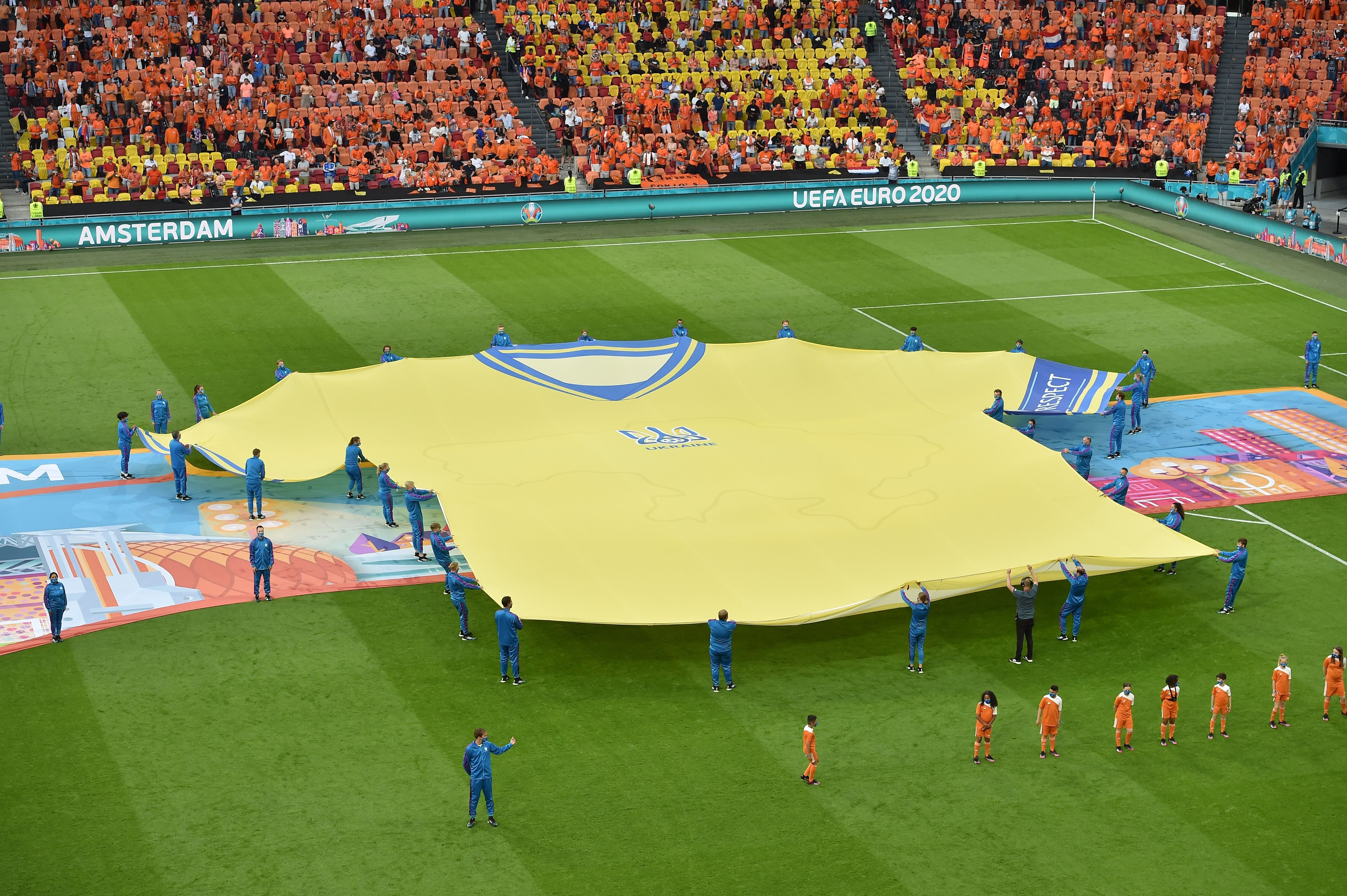 Вболівальники зможуть побачити найбільшу футболку збірної України