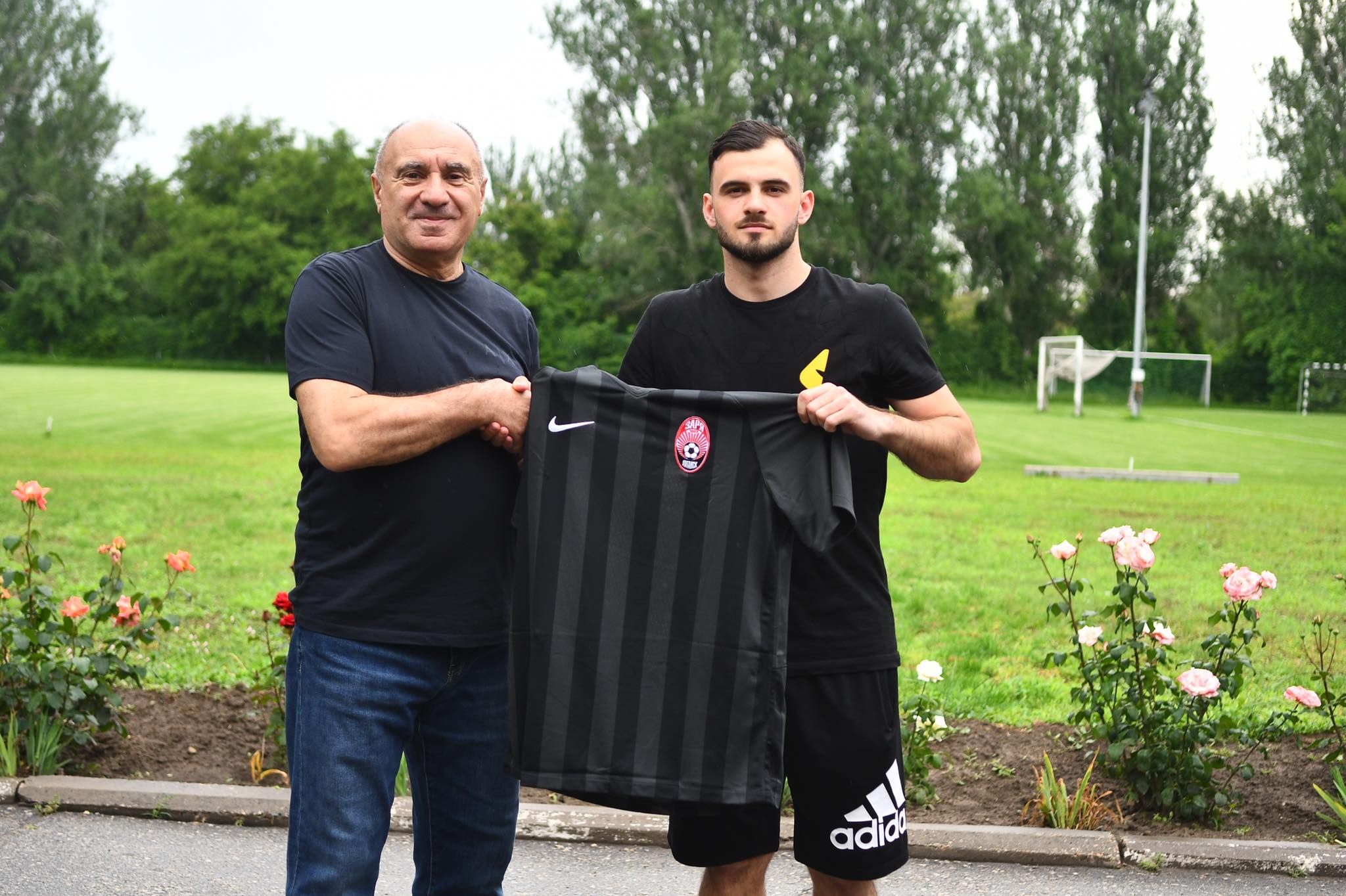 Футболісти Динамо Булеца та Алібеков офіційно перейшли у Зорю Футболісти Динамо Булеца та Алібеков офіційно перейшли у Зорю