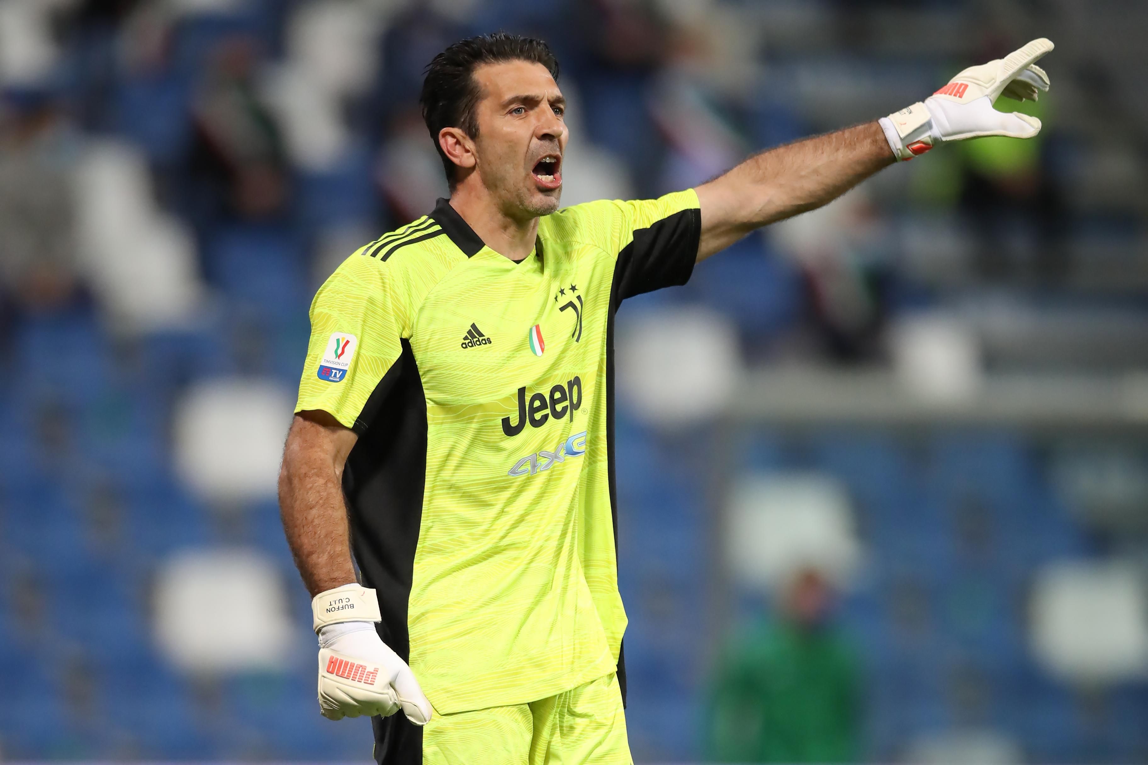 Джанлуїджі Буффон офіційно повернувся до Парми Джанлуїджі Буффон офіційно повернувся до Парми