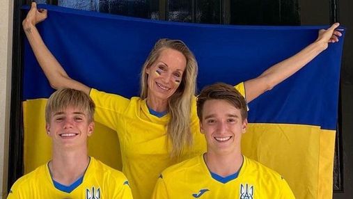 Жены футболистов поддержали сборную Украины: трогательная фотоподборка
