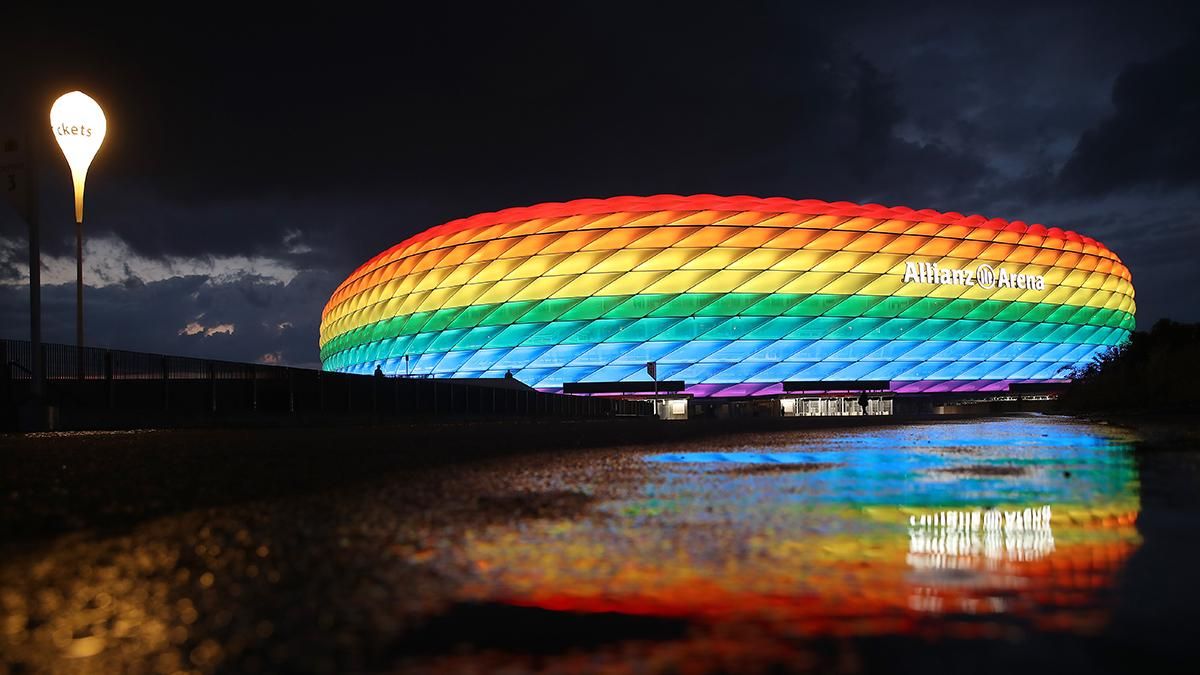 УЄФА не дозволив підсвітити Альянц Арену в кольори ЛГБТ