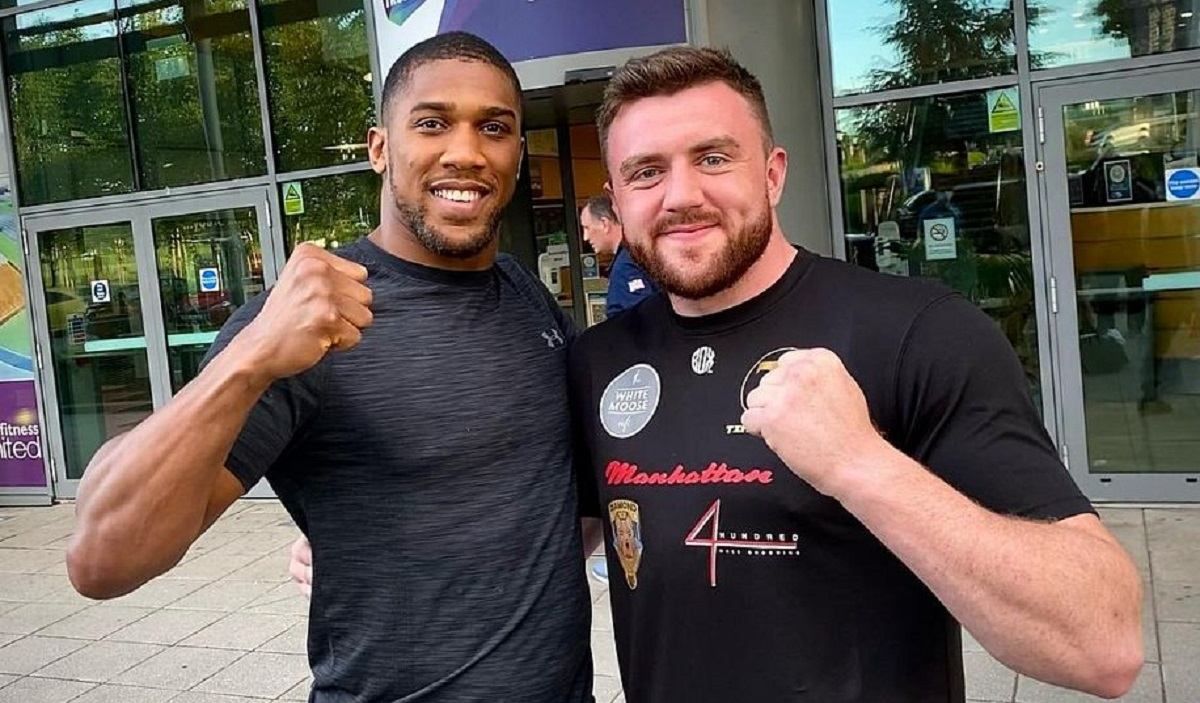 Джошуа пригласил в свою команду Карти перед боем с Усиком Джошуа пригласил в свою команду Карти перед боем с Усиком