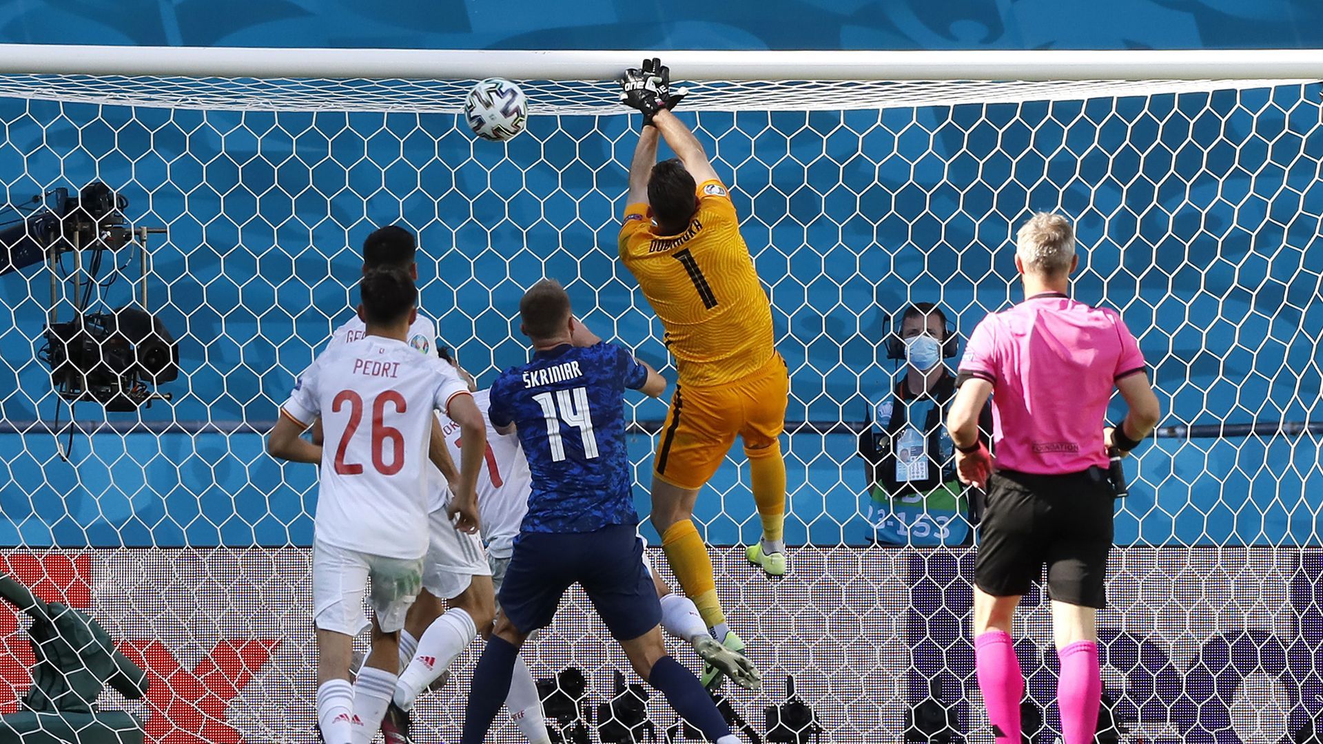Дубравка забив гол у власні ворота Дубравка забив гол у власні ворота