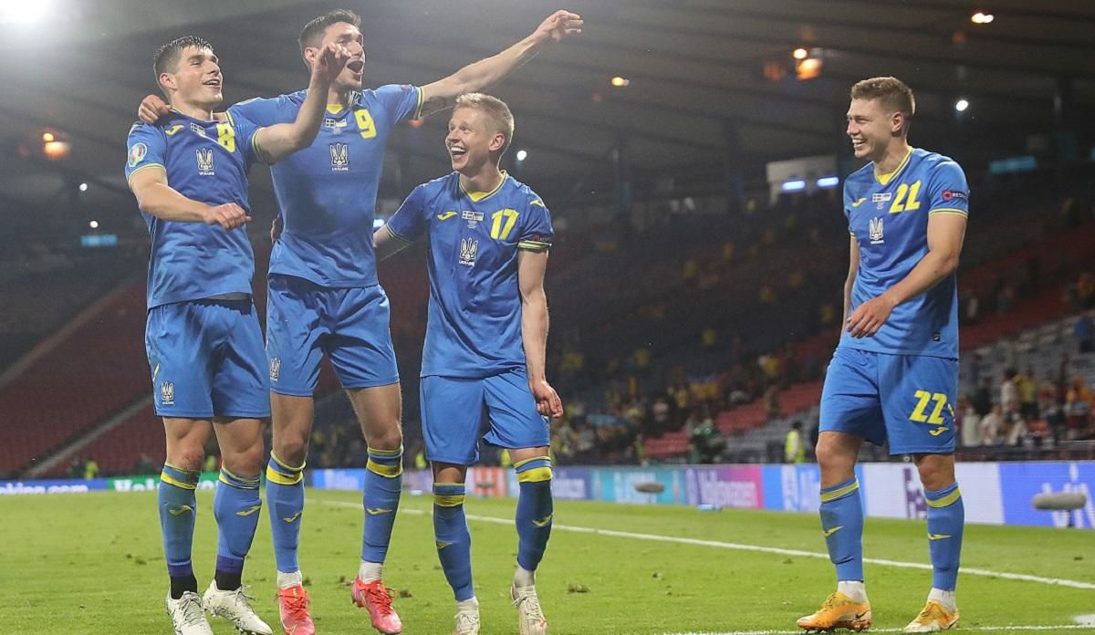 Гравці збірної заговорили українською після критики у сторону Довбика Гравці збірної заговорили українською після критики у сторону Довбика